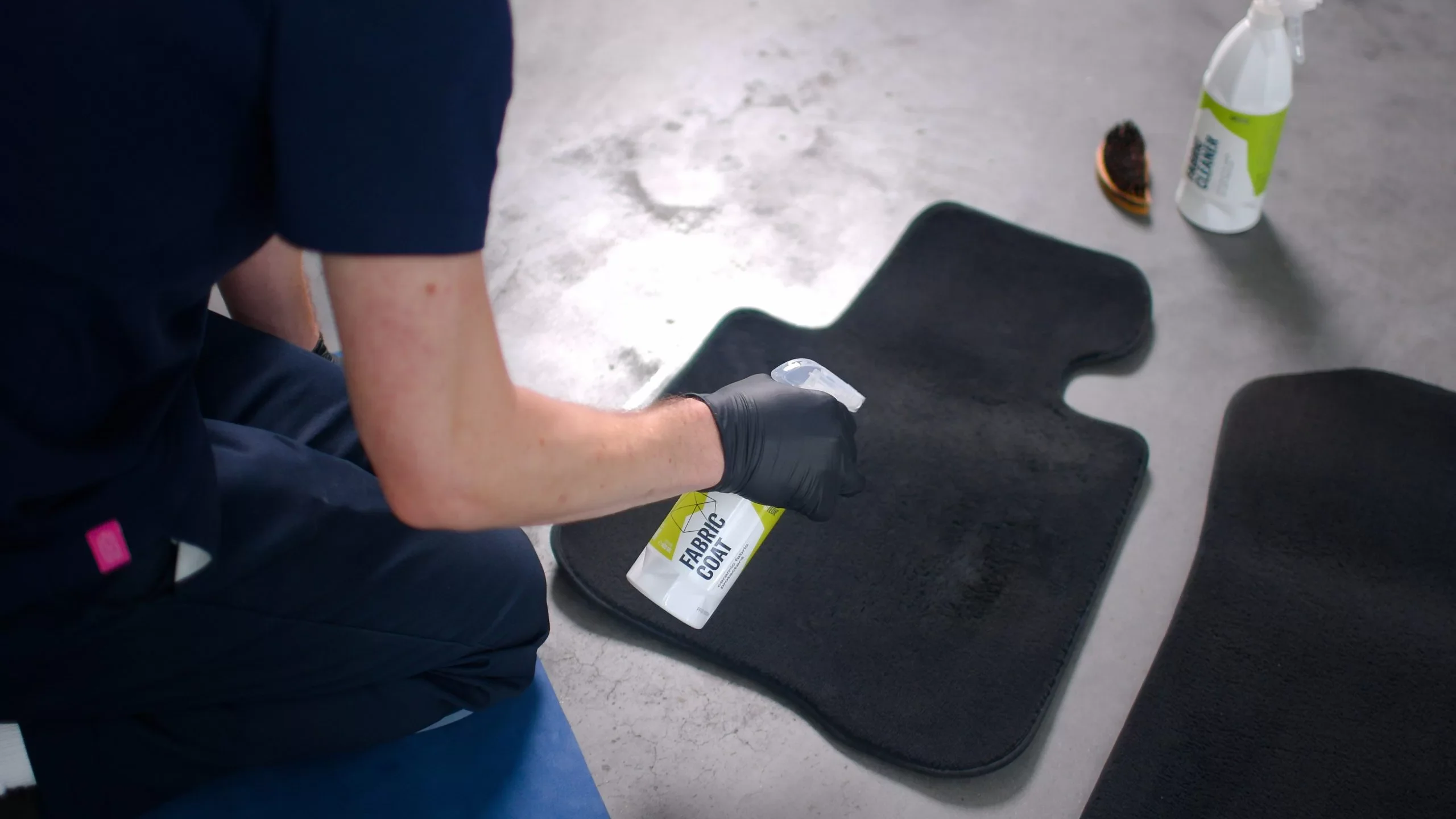 Gyeon Q² Fabric Coat - Image 3