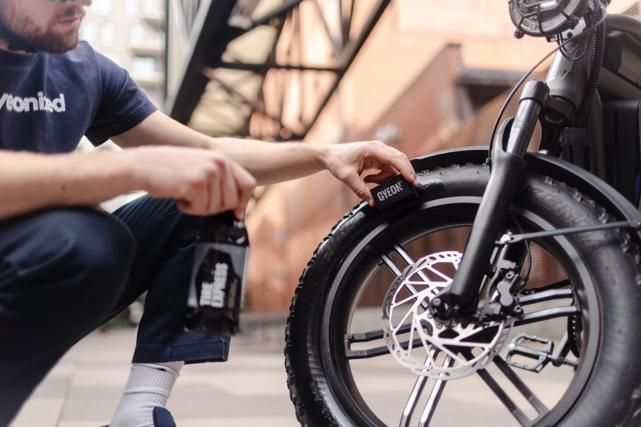 Gyeon Q²M Tire Express - Image 6